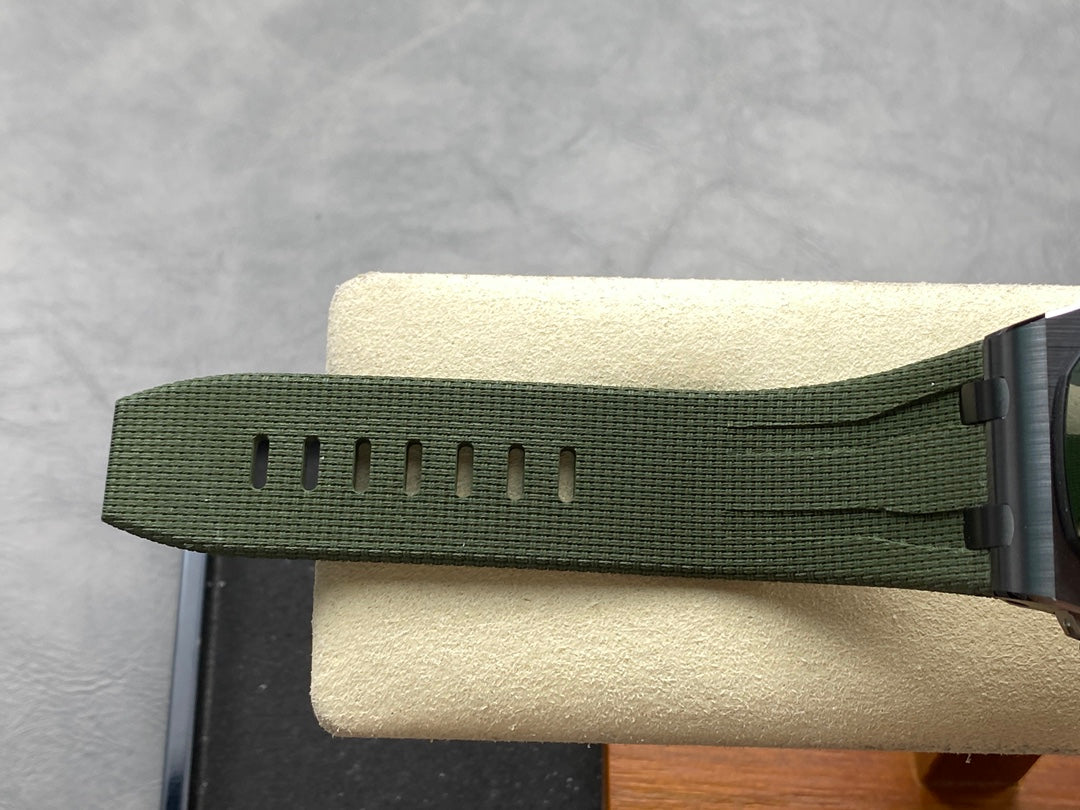 Royal Oak Offshore 44mm Black Ceramic TKF Best Edition Green Dial on Green Rubber Strap A3126