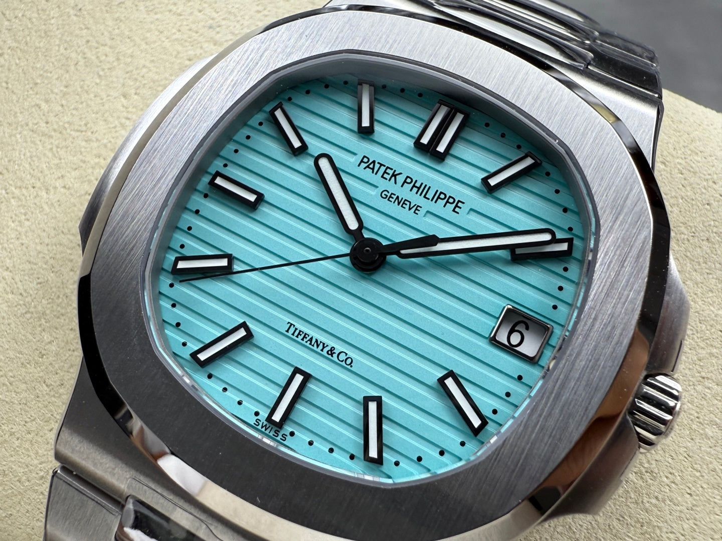 Nautilus 5711/1A SS DDF 1:1 Best Edition Tiffany Blue Textured Dial On SS Bracelet Super Clone DD330
