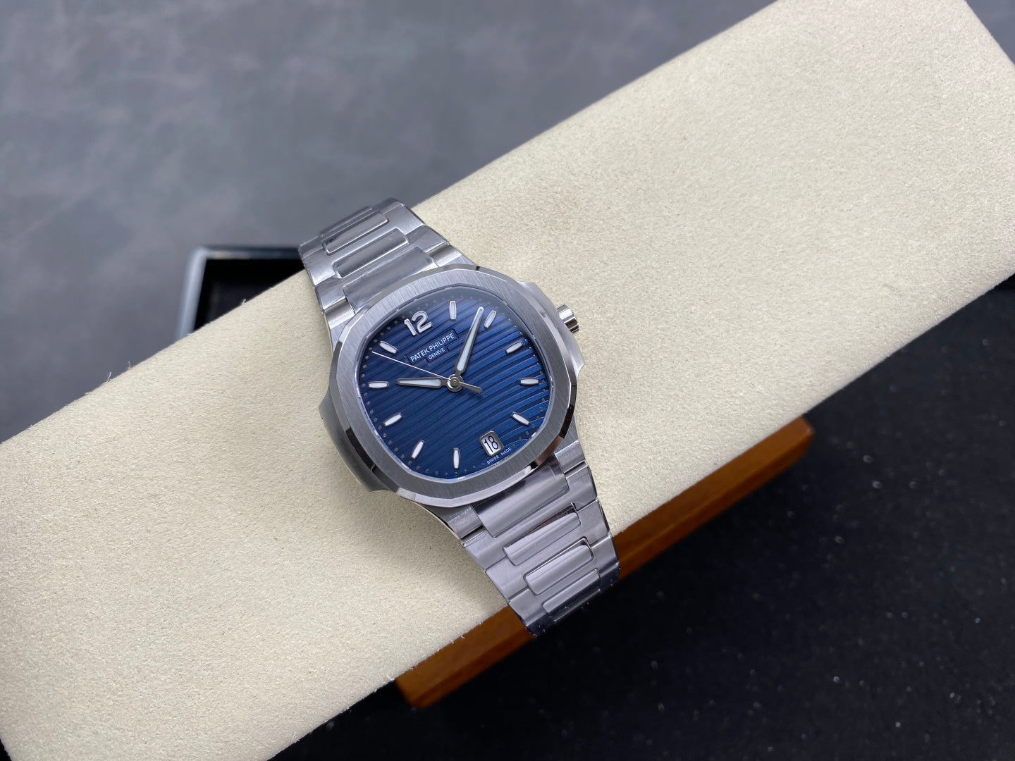 Nautilus 7118 Ladies SS DDF 1:1 Best Edition Blue Dial On SS Bracelet Super Clone DD324