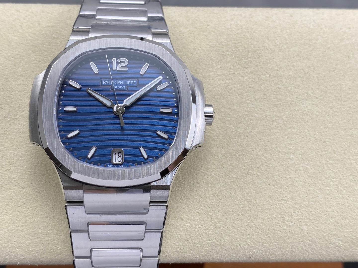 Nautilus 7118 Ladies SS DDF 1:1 Best Edition Blue Dial On SS Bracelet Super Clone DD324