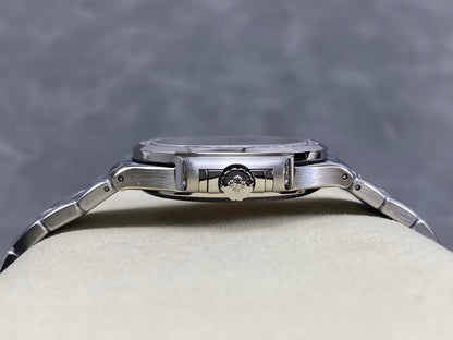 Nautilus 7118 Ladies Diamond Bezel SS DDF 1:1 Best Edition Gray Dial On SS Bracelet Super Clone DD324