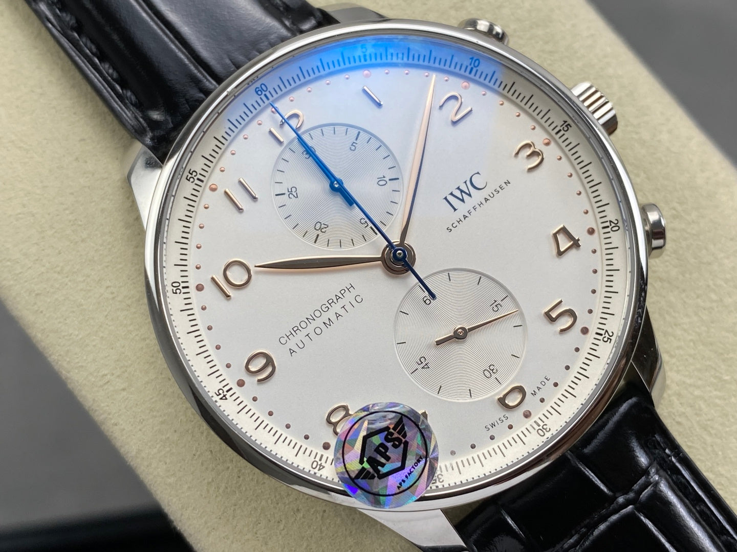 Portugieser Chrono IW371604 APSF 1:1 Best Edtion White/YG Dial on Black Leather Strap DD69355 Super Clone