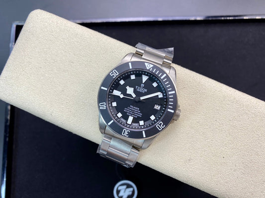 Pelagos ZF 1:1 Best Edition Black Dial on Titanium Bracelet A2824 V5