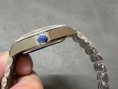 Heritage Black Bay Red Bezel ZF 1:1 Best Edition on SS Jubilee Bracelet A2824