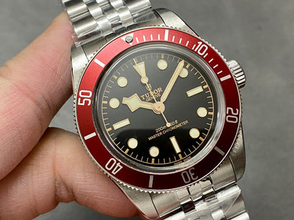 Heritage Black Bay Red Bezel ZF 1:1 Best Edition on SS Jubilee Bracelet A2824